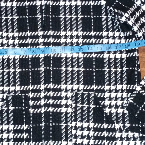 SHEIN Round neck coat size small - Picture 9 of 9